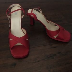 Women’s BP red strappy heels size 11