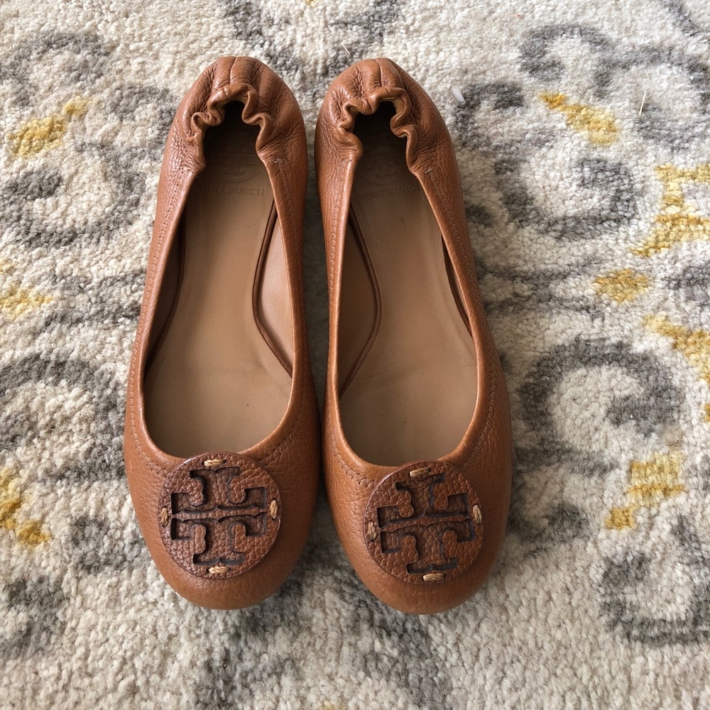 Tory Burch size 7 Camel Revas