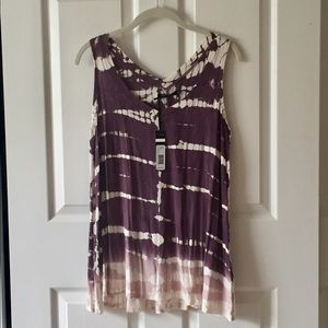 Max Jeans medium swing tank top. Max Jeans medium swing tank top.