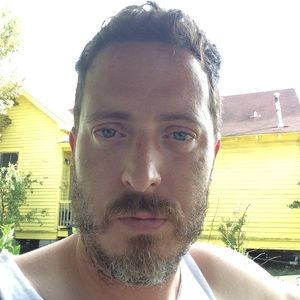 Meet your Posher, Dustin