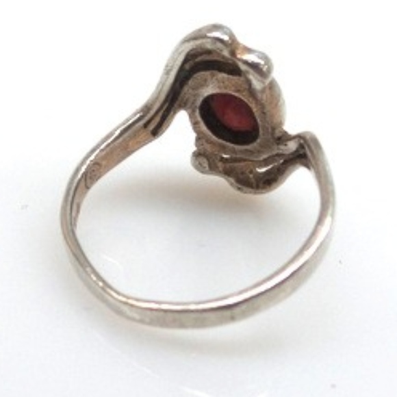 Sterling Silver Vintage Cut Garnet Ring size 7 - Picture 5 of 8
