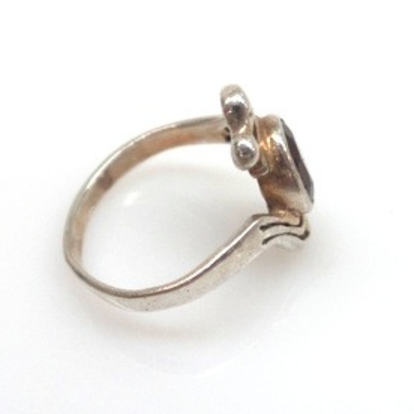 Sterling Silver Vintage Cut Garnet Ring size 7 - Picture 4 of 8