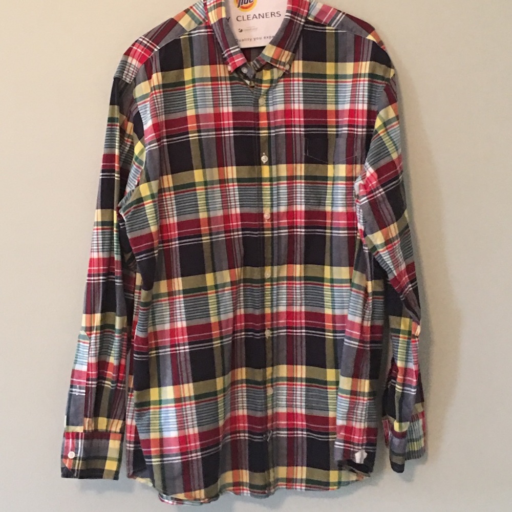 Sale! Men’s Cremieux button down size Large