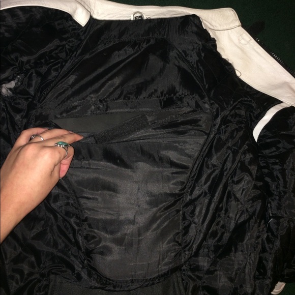 Repsol Motorcycle Jacket - Picture 4 of 8