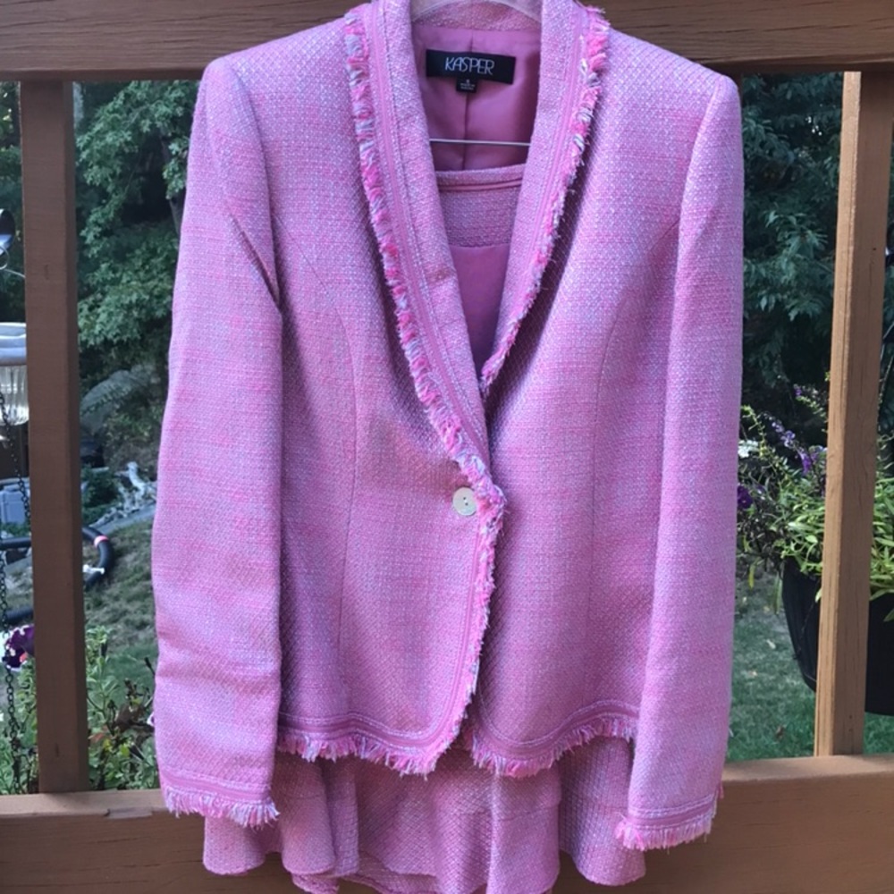Pink and blue Kasper Skirt Suit 💗 NWT