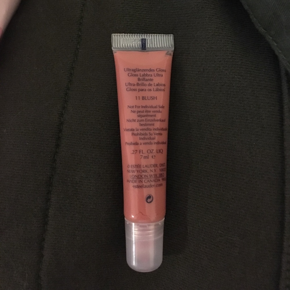 Lip gloss - Picture 2 of 2
