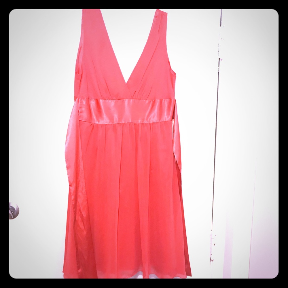 FOREVER 21 Coral Chiffon Dress