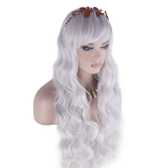White Wavy Beauty Wig 24-28 inches!!
