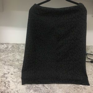 Detail pencil skirt- low price