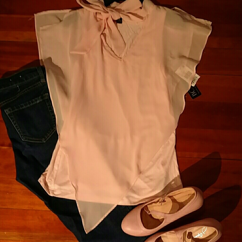 Flowy blush top with neck tie