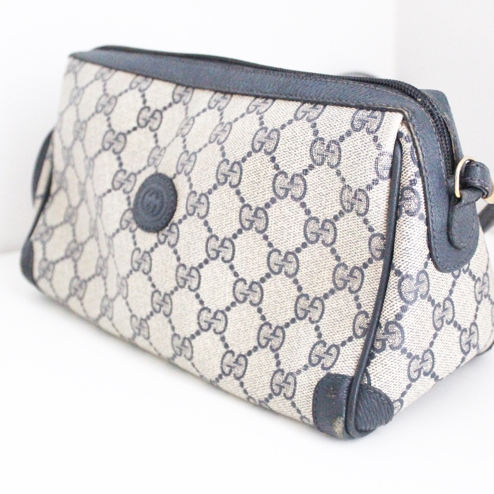 Vintage Gucci crossbody bag