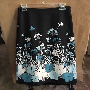 LOFT Pencil Skirt w/ Gorgeous Flower Pattern