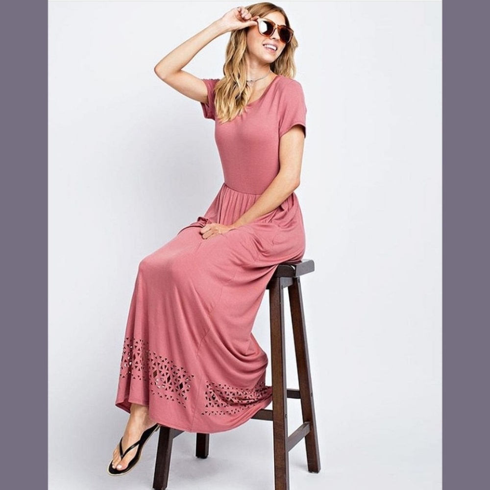 Maxi mauve dress with pockets