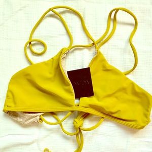 Acacia Okinawa top size L in pineapple