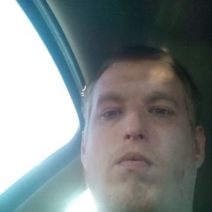 Meet your Posher, Adam