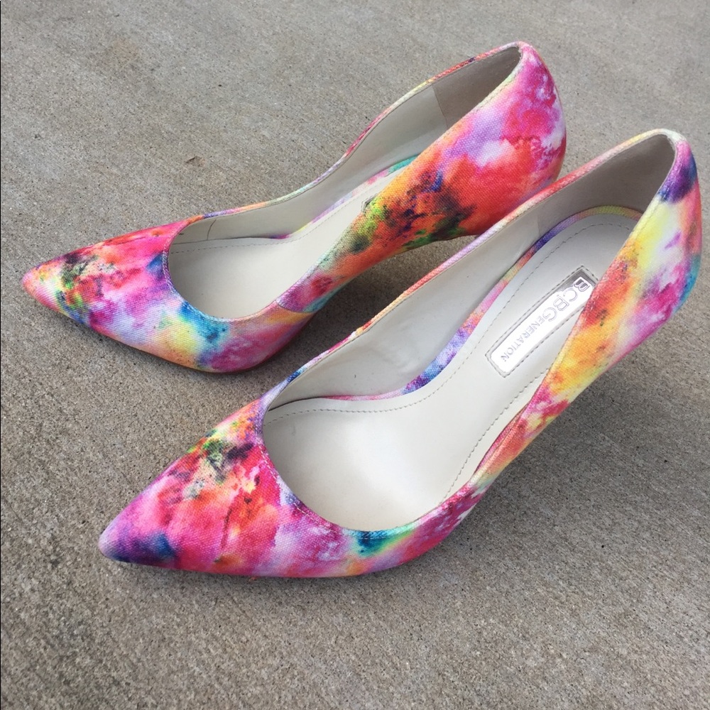 BCBGeneration Treasure Canvas Pump