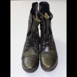 Dark olive green Steve Madden Troopa boots