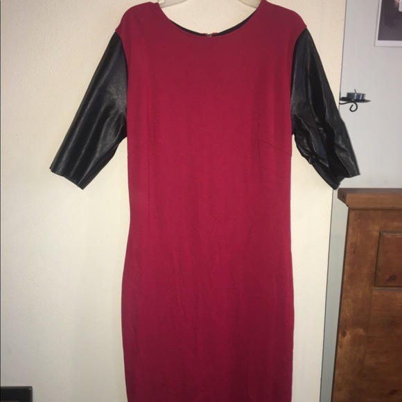 Red and Black bodycon dress - Picture 3 of 4