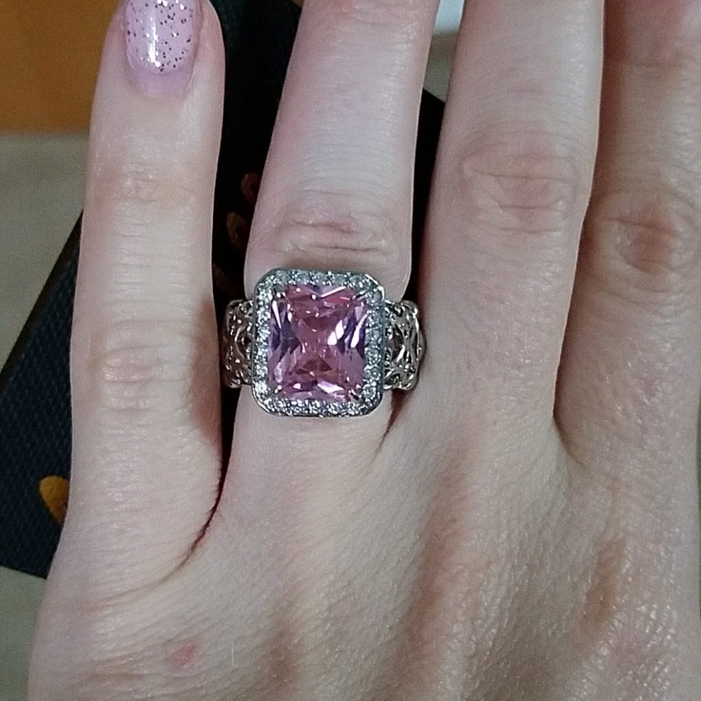 Cookie Lee pink bling stretchy ring vivi