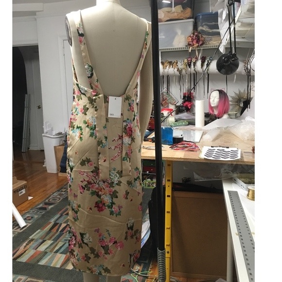 Asos floral dress - Picture 3 of 6