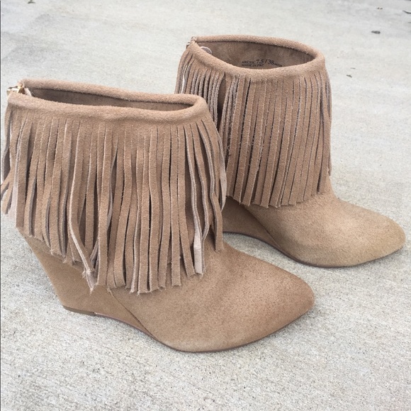 Chinese Laundry Fringe Wedge Boot - Picture 2 of 4