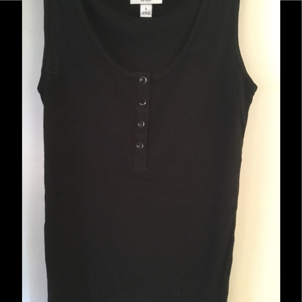 Nice black tank with pretty buttons