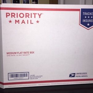 Mystery box! 5 CLOTHING ITEMS