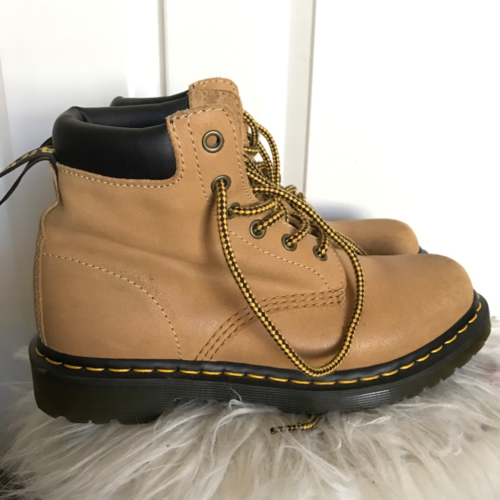Timberland style Dr Martens
