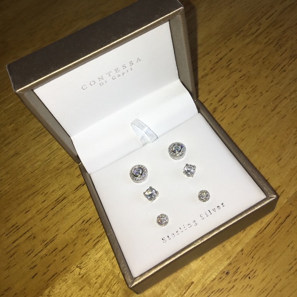 SALE✨ Sterling Silver Earrings - Picture 1 of 2