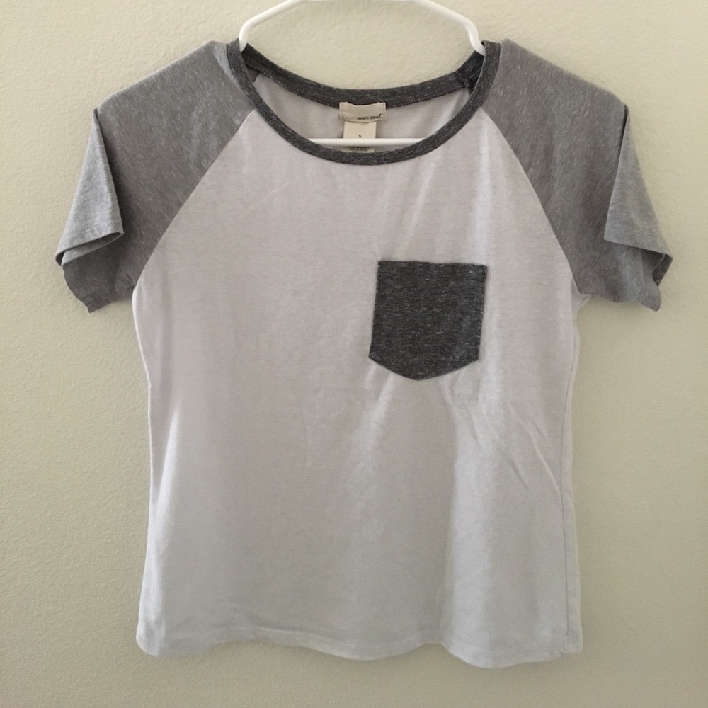 Wet Seal Cropped Tee