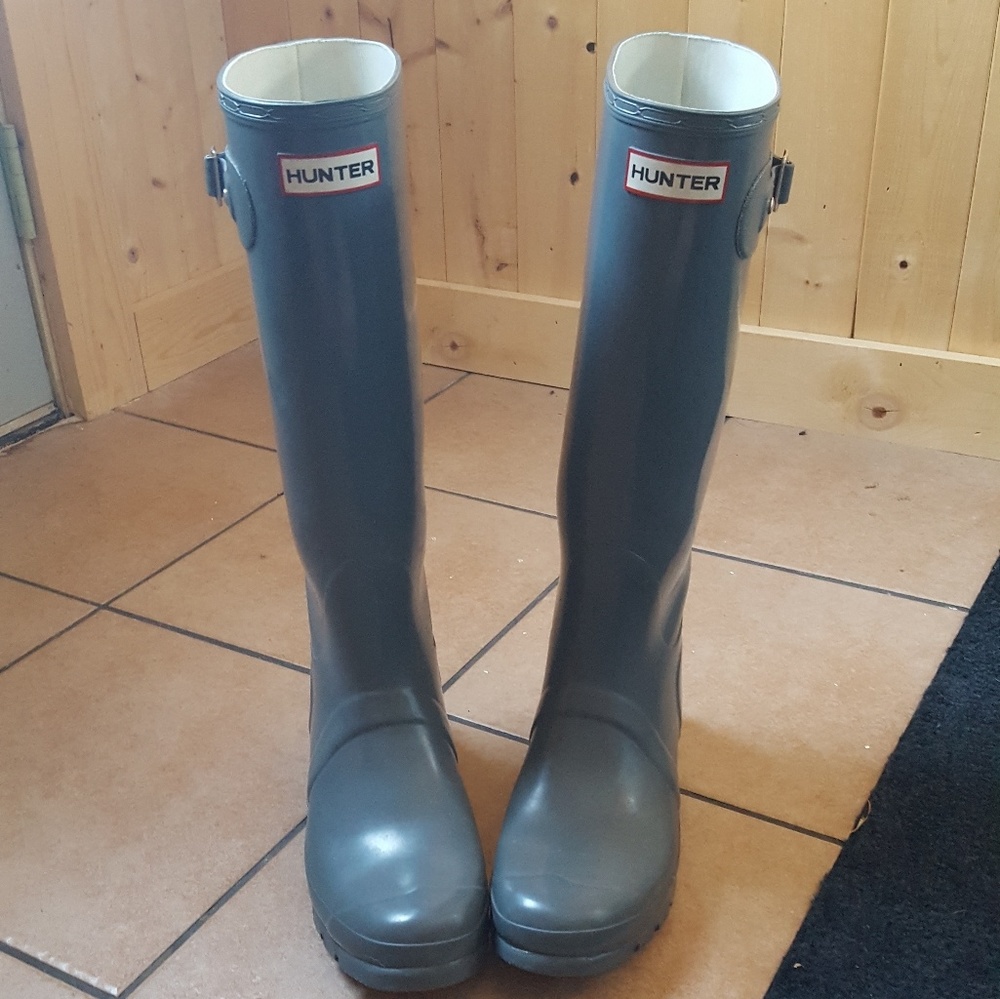 Hunter Boots - Gray Gloss - Size 10