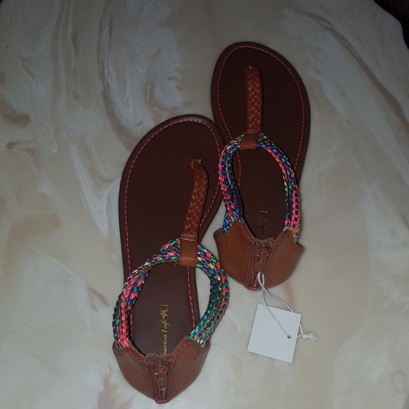 Beautiful color filled strapped sandals! - Picture 4 of 4