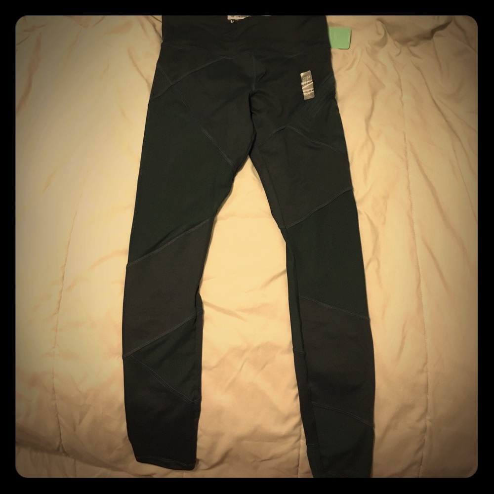 Hunter green leggings / dark green leggings