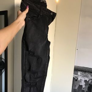 American eagle black ripped jeggings