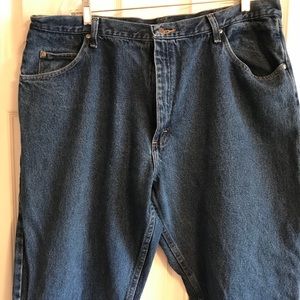 Men’s Wrangler jeans size 42 x 30