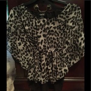 black and white leopard printed scoop-neck blouse
