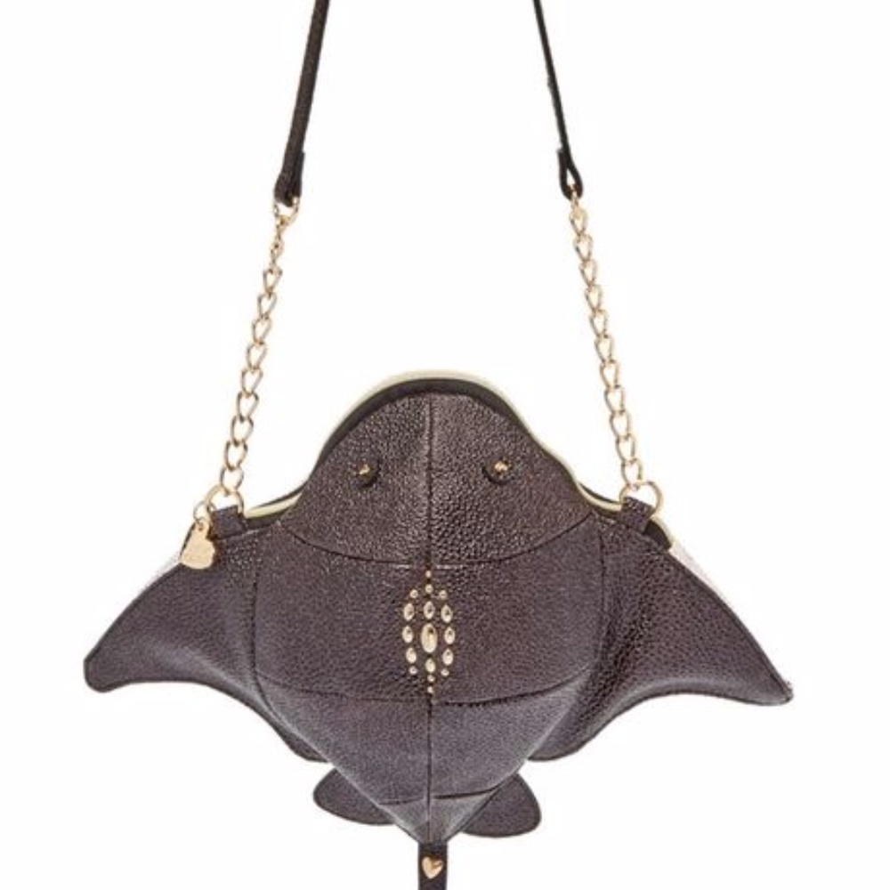 Betsey Johnson Kitsch Stingray Crossbody Purse