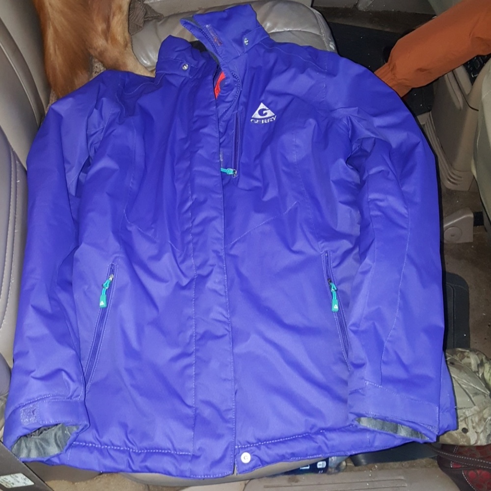 EUC! Ladies Gerry Coat. Very warm/FIRM$