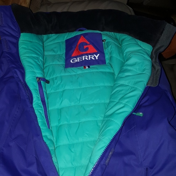 EUC! Ladies Gerry Coat. Very warm/FIRM$ - Picture 3 of 8