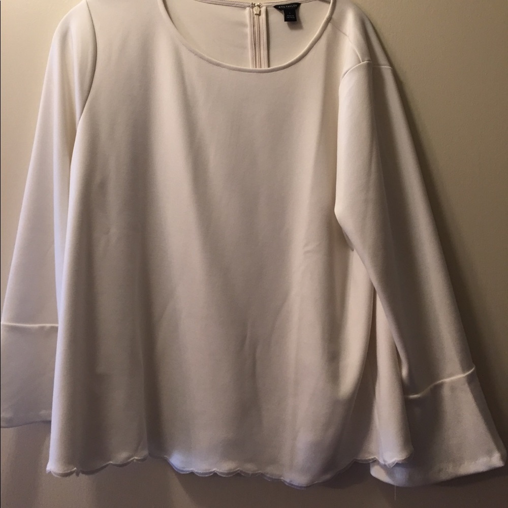 Never worn loft top!