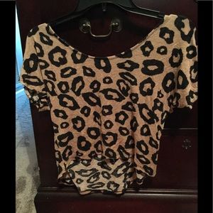 Black and brown leopard pattern scoop neck shirt