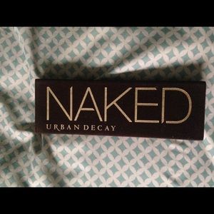 Naked palette