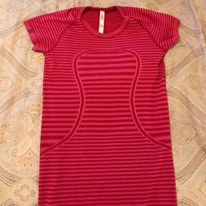 Lululemon swiftly tech tee