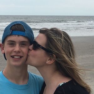 Meet your Posher, Max