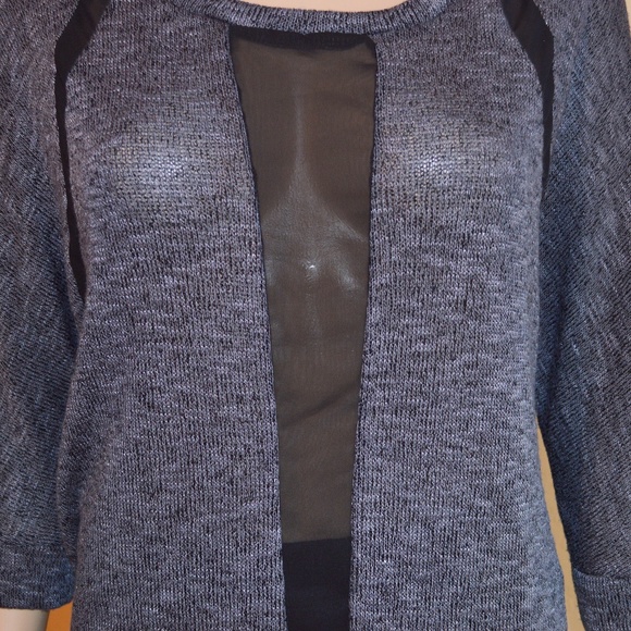 LUSH Gray Mesh Inset Exaggerated Hi-Low Knit Top - Picture 2 of 4