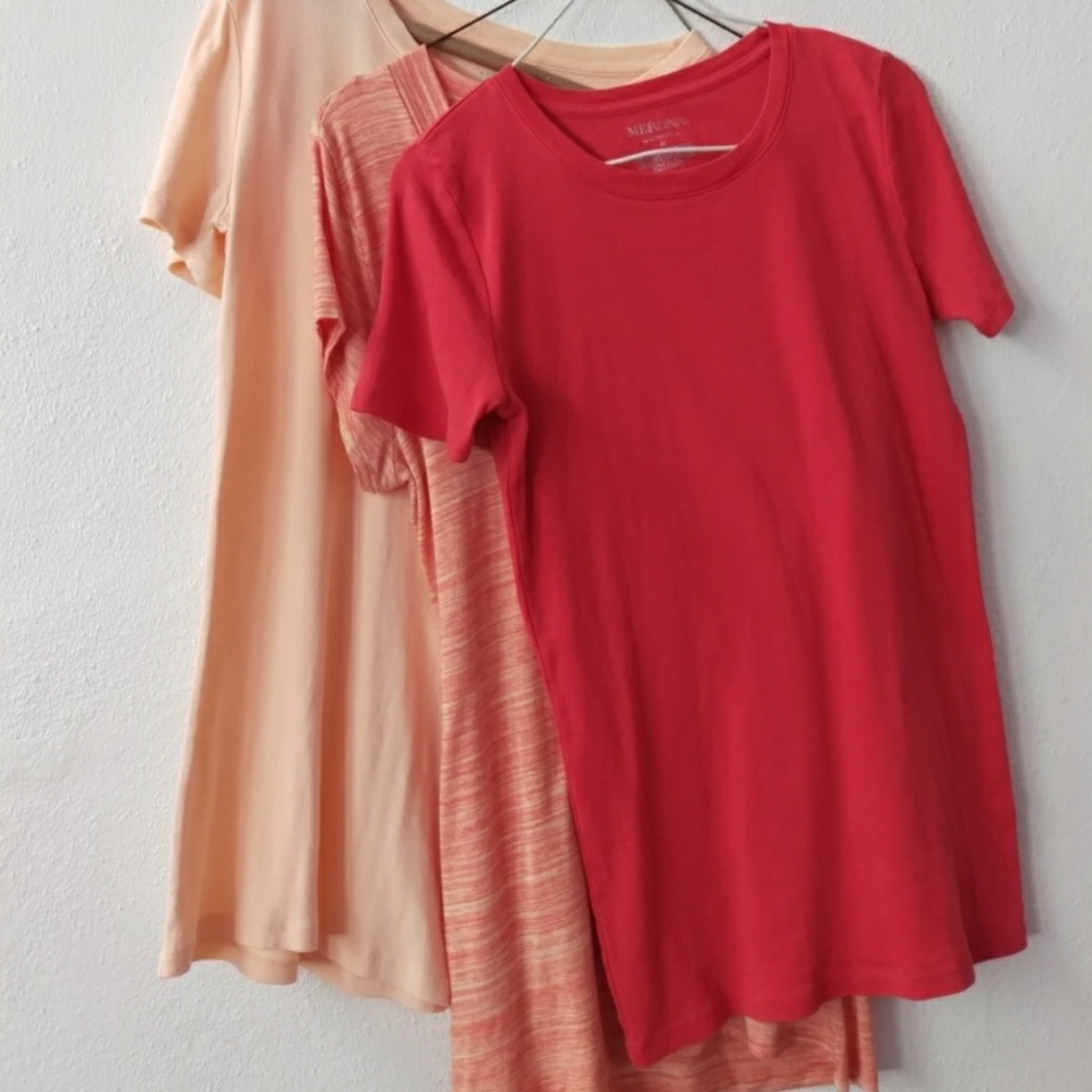 3 T-Shirts