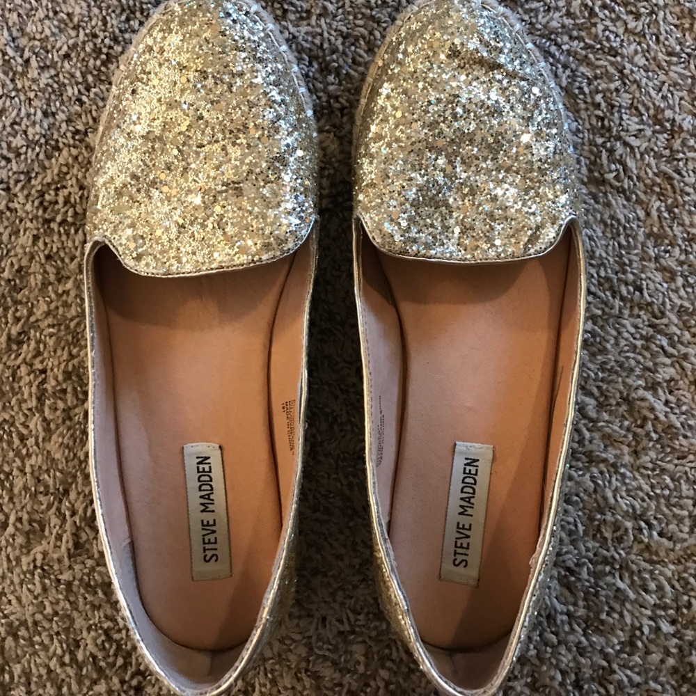 Steve Madden gold sequined flats