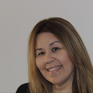 Meet your Posher, Deborah