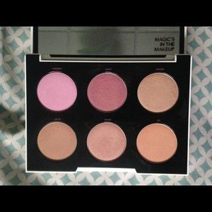 Gwen blush palette