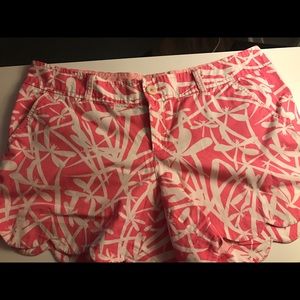 Lilly Pulitzer Buttercup Short Size 12